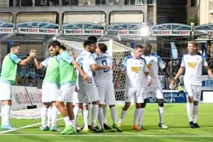 «Θέλουμε μόνο ξένους διαιτητές στα παιχνίδια μας»