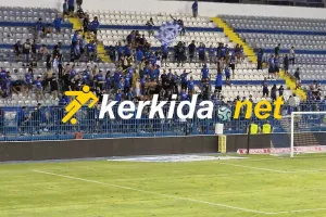 Δεν πτοήθηκαν οι ΜΑΧΗΤΕΣ - Τραγούδι και μετά την ισοπαλία (βίντεο)