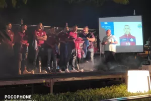 Βυσσινί παρουσίαση... στο "Maccadam All Day"! (Φώτος)