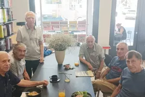 Ιστορική συνάντηση/Απόλλων
