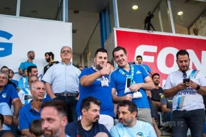 Πω πω πω κόσμος! (φώτος)