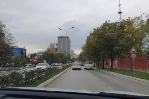 Πρωινό στην Πρίστινα (φώτος Kerkida) 