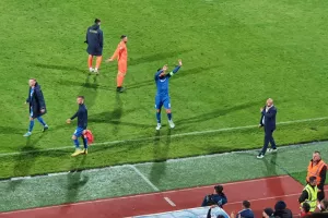 Αποθέωσαν το "πολυβόλο" τους (φώτος)