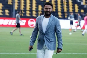 Καρυπίδης σε Πάρντιου: «Σε πιστεύουμε πολύ»