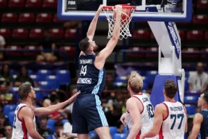 No Giannis, no problem!