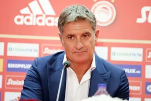 Εβδομάδα αποφάσεων για Μίτσελ στον Ολυμπιακό