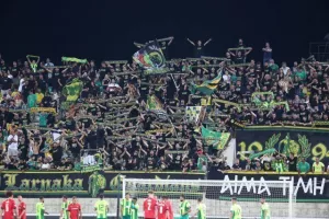 Τα "κιτρινοπράσινα" χαρτάκια για το ντέρμπι
