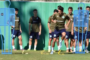 Οριστικά εκτός ο Κώτσιρας, τακτική από Γιοβάνοβιτς