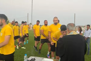 Ο καθιερωμένος αγιασμός του "Αετού Αγγλισίδων" (φώτος)