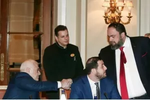 Mαρινάκης σε Μελισσανίδη/"Η δική μου παρουσία προκαλεί αναμνήσεις πολλών ηττών στην ΑΕΚ!"
