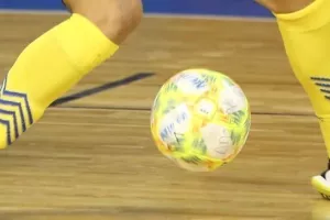 Πρεμιέρα με "γαλαζοκίτρινο" ντέρμπι 