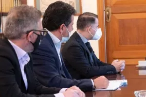 ΑΕΛ, Απόλλων και Άρης στη Βουλή