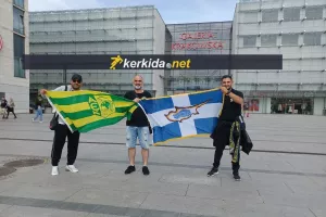Σημαία ΑΕΚ, Ελλάς, Κύπρος και Παρθενώνας!