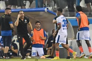 Ανόρθωση - ΑΠΟΕΛ: Πρώτη νίκη με σπουδαίο διπλό! (φώτος)