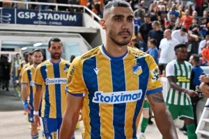 ΑΠΟΕΛ - Άρης: Το 3 στα 3 "γράφτηκε" με σπουδαίο διπλό! (φώτος)