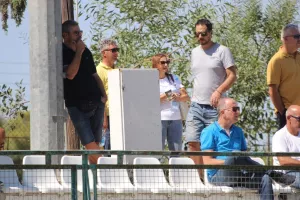 Ο κόσμος στο "αιώνιο"! (φώτος)