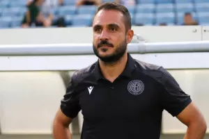 Ολυμπιακός - ΑΕΛ: Είχαν ά"Χ"αστα στο τέλος και έμειναν... στον βαθμό! (Φώτος)