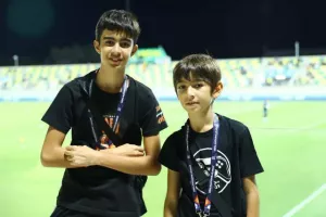 Κύπρος - Ελλάδα: Τρίποντο... με Τζιωνή στο ντεμπούτο του Τιμούρ! (φώτος) 