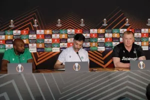 Λένον: "Δεν με ανησυχούν τα πάνω - κάτω της ομάδας είναι φυσιολογικό" (φώτος)