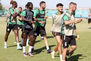 Το Kerkida στην πρωινή της ΑΕΚ ενόψει Ρεν (βίντεο/φώτος)