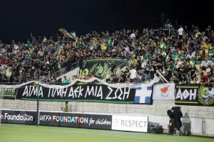 ΦΩΤΟΡΕΠΟΡΤΑΖ/Ο κόσμος στην Αρένα