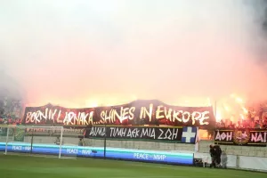 ΦΩΤΟΡΕΠΟΡΤΑΖ/Ο κόσμος στην Αρένα