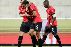 ΑΕΚ - Ρεν: Ψυχρολουσία στο 90+4΄…