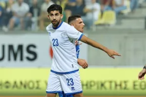 Κύπρος - Ελλάδα: Τρίποντο... με Τζιωνή στο ντεμπούτο του Τιμούρ! (φώτος) 