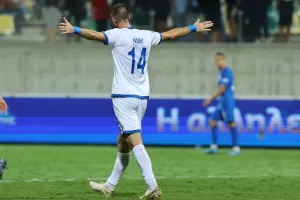 Χειροκρότημα... σε "Ρόμπι"