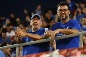 Ο κόσμος της Ανόρθωσης στο ''Αμμόχωστος'' (φώτος)