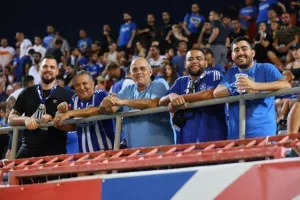 Ο κόσμος της Ανόρθωσης στο ''Αμμόχωστος'' (φώτος)