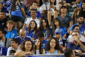 Ο κόσμος της Ανόρθωσης στο ''Αμμόχωστος'' (φώτος)