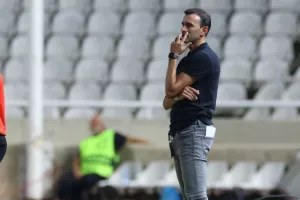 Απόλλων -Ντνίπρο: "Στράβωσε" στην αρχή, το πάλεψε (χωρίς αποτέλεσμα) στην συνέχεια (Φώτος)