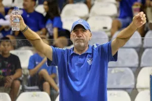 Ανόρθωση - Ακρίτας: ΓΚΕΛΑ η "Κυρία", άντεξε... με ΔΕΚΑ ο ψυχωμένος Ακρίτας! (Φώτος) 