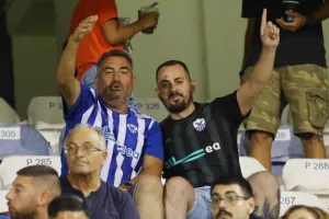 Ανόρθωση - Ακρίτας: ΓΚΕΛΑ η "Κυρία", άντεξε... με ΔΕΚΑ ο ψυχωμένος Ακρίτας! (Φώτος) 