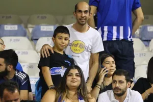 Ανόρθωση - Ακρίτας: ΓΚΕΛΑ η "Κυρία", άντεξε... με ΔΕΚΑ ο ψυχωμένος Ακρίτας! (Φώτος) 