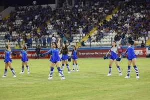 Ανόρθωση - Ακρίτας: ΓΚΕΛΑ η "Κυρία", άντεξε... με ΔΕΚΑ ο ψυχωμένος Ακρίτας! (Φώτος) 