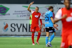 Νέα Σαλαμίνα - Απόλλων: Ο Μαυρίας έχασε το... άχαστο στο 90+2 και συμβιβασμός!