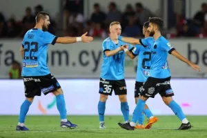 Νέα Σαλαμίνα - Απόλλων: Ο Μαυρίας έχασε το... άχαστο στο 90+2 και συμβιβασμός!