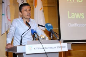 Το ετήσιο Σεμινάριο Διαιτησίας με Μίλοραντ Μάζιτς (Φώτος)