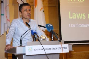 Το ετήσιο Σεμινάριο Διαιτησίας με Μίλοραντ Μάζιτς (Φώτος)