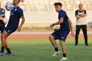 Συνεχίζει η Εθνική ενόψει Ελλάδας, μπήκαν Τζιωνής και Κακουλλής