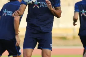 Συνεχίζει η Εθνική ενόψει Ελλάδας, μπήκαν Τζιωνής και Κακουλλής