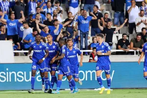 Ανόρθωση: Με ένα και μόνο στόχο σ' ένα γήπεδο 'καμίνι'