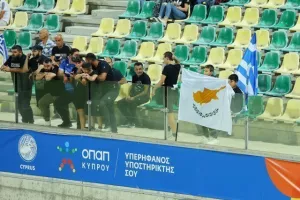 (ΦΩΤΟΡΕΠΟΡΤΑΖ) Ο κόσμος στο "ΑΕΚ Αρένα"