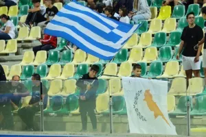 (ΦΩΤΟΡΕΠΟΡΤΑΖ) Ο κόσμος στο "ΑΕΚ Αρένα"