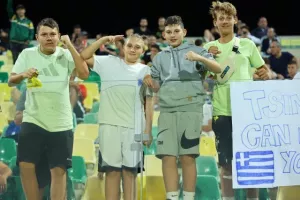(ΦΩΤΟΡΕΠΟΡΤΑΖ) Ο κόσμος στο "ΑΕΚ Αρένα"