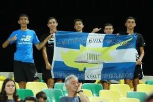 (ΦΩΤΟΡΕΠΟΡΤΑΖ) Ο κόσμος στο "ΑΕΚ Αρένα"