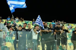 (ΦΩΤΟΡΕΠΟΡΤΑΖ) Ο κόσμος στο "ΑΕΚ Αρένα"