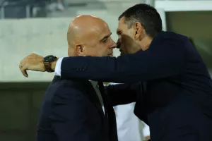 Θερμός εναγκαλισμός Κετσπάγια - Πογέτ με... αναμνήσεις Πρέμιερ Λιγκ!